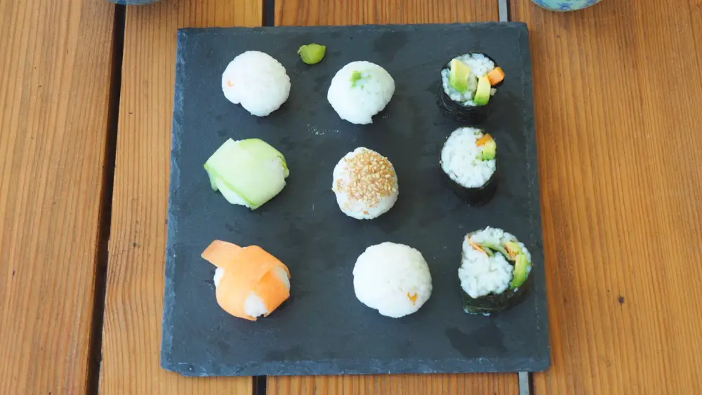Sushi vegan schwanger rezept mama kinder familie vegetarisch avocado kugel nigiri maki