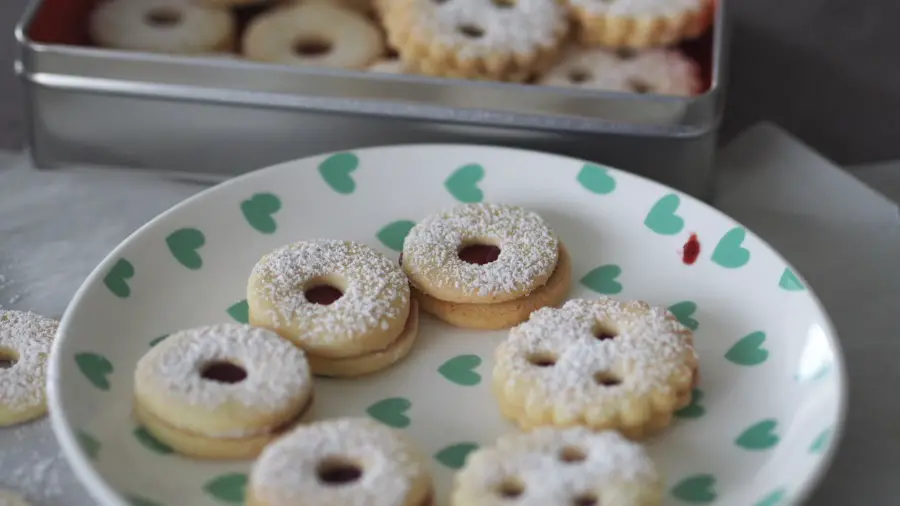 spitzbuben rezept johannisbeere vegan foodblog weihnachten keks