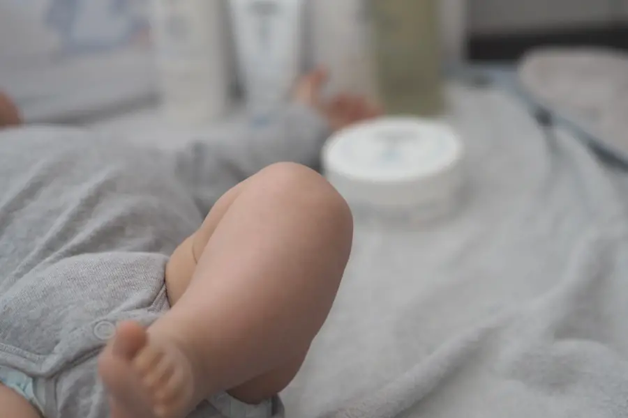 Louis Widmer BabyPure pflegelinie baby neu ohne silikone paraffin ohne duftststoffe peg frei von neutral testbericht test babyhaut