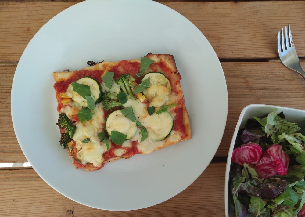 Vegetarische Pizza Mit Broccoli Miss Broccoli